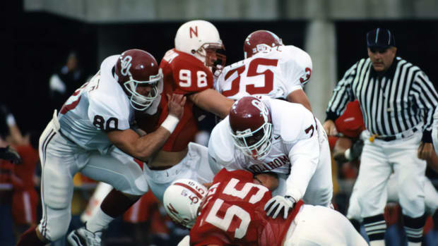 Grant Wistrom and Jason Peter vs Oklahoma